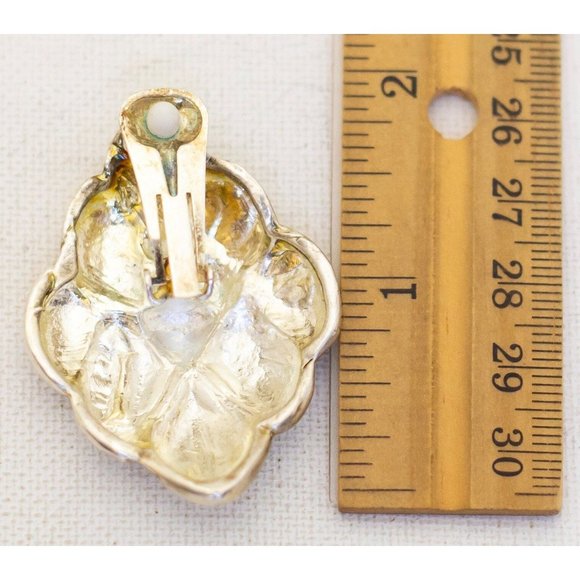 Vintage Silver Tone Crisscross Diamond-shaped Large Clip On Earrings - A18 - Picture 3 of 3